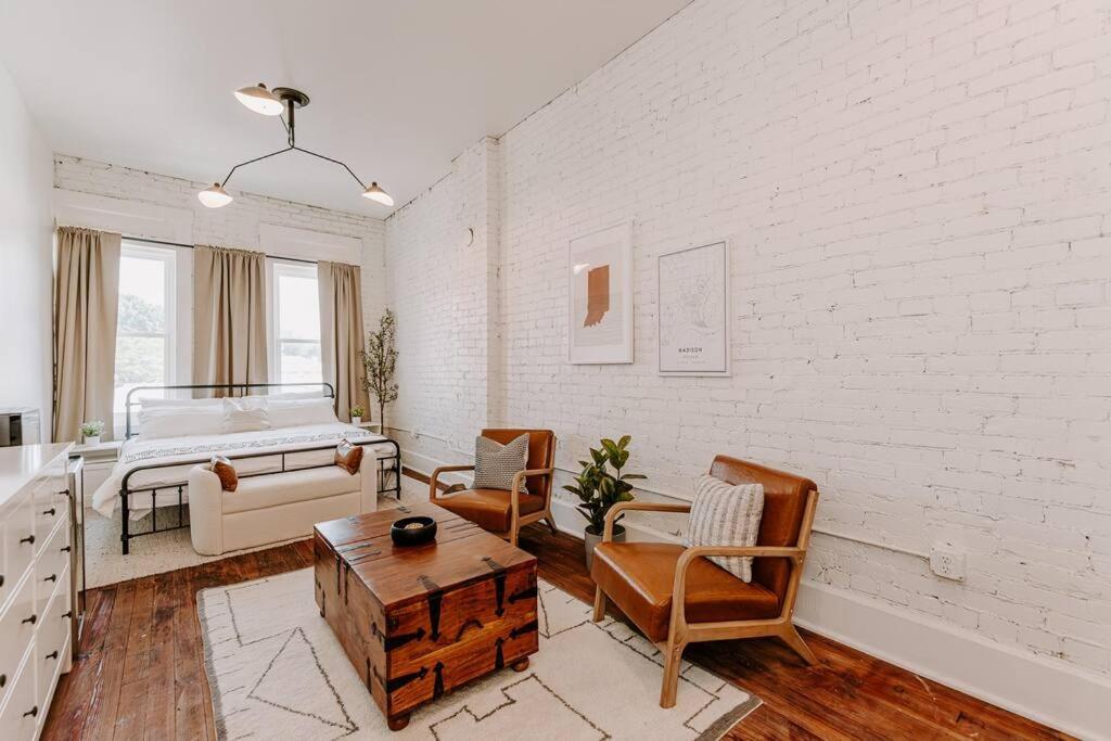 East Main Lofts - Farmhouse 204 매디슨 외부 사진