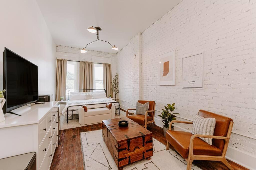 East Main Lofts - Farmhouse 204 매디슨 외부 사진